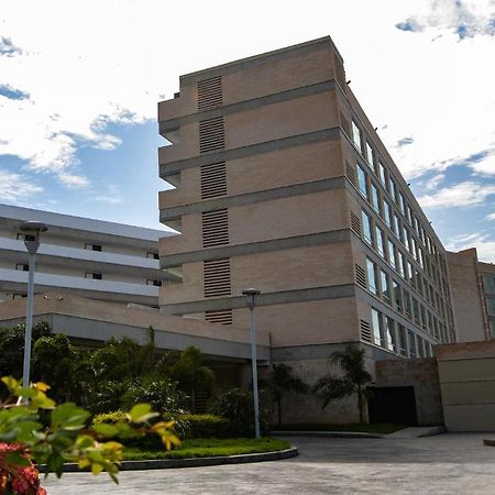 Eurobuilding Hotel & Suites Lecheria Екстер'єр фото