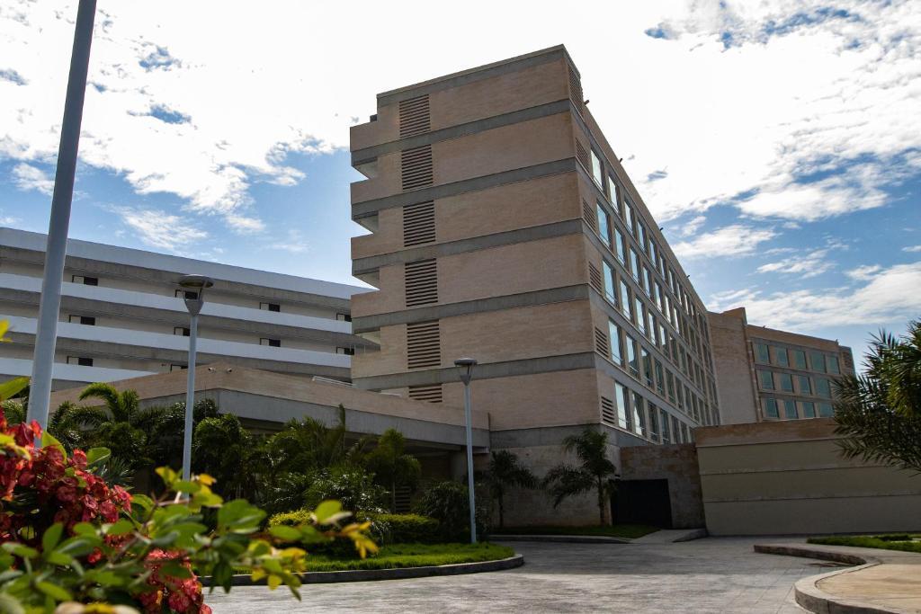 Eurobuilding Hotel & Suites Lecheria Екстер'єр фото